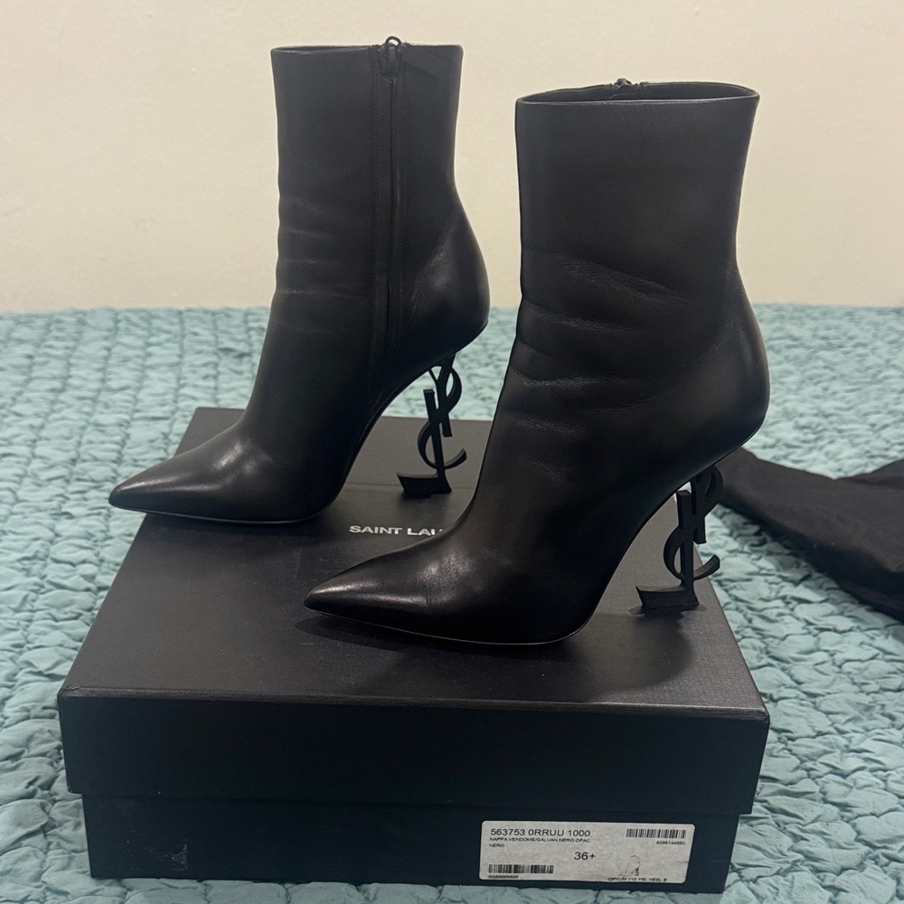 Saint Laurent Dark Leather Pointed Boots - Picture 2 of 16